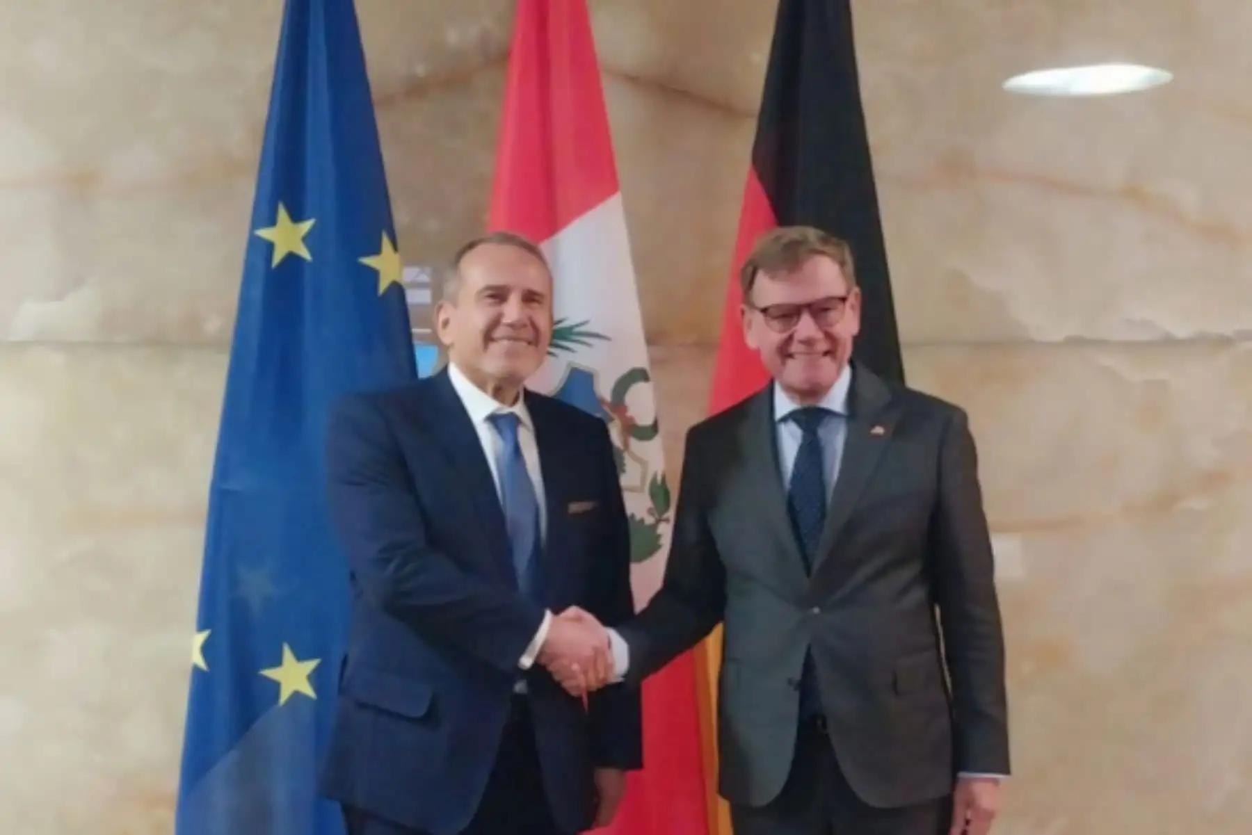 Canciller Schialer fortalece vínculos estratégicos con Alemania en reunión bilateral