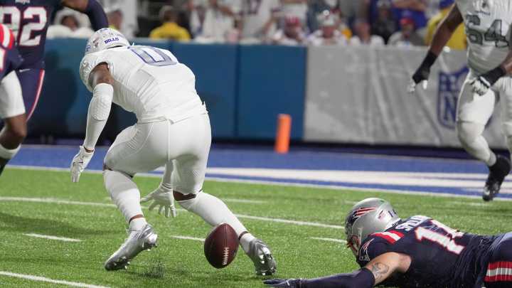 Bills coach says he benched struggling WR to start Patriots game over disciplinary issue