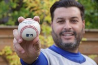 Blue Jays fan predicted catching clutch home run ball