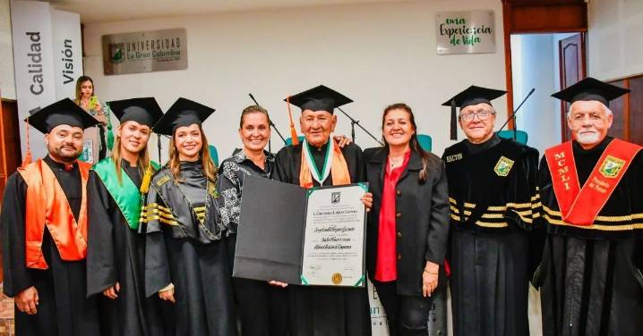 Jorge Vergara Guzmán recibió Doctorado Honoris Causa por su legado empresarial, social y cultural en el Quindío