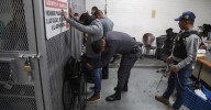 Detienen a 23 guardias penitenciarios por fuga de pandilleros en Guatemala