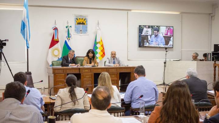 El oficialismo aprobó en segunda lectura la ampliación presupuestaria
