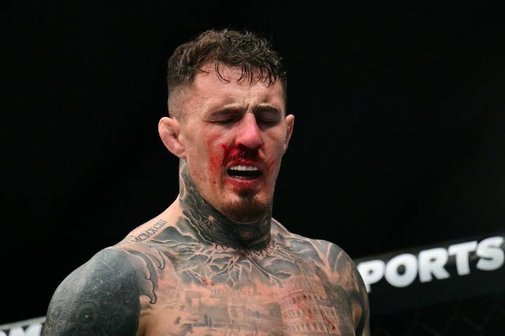 Tom Aspinall vs Ciryl Gane UFC Title Fight Ends in Controversial Fashion