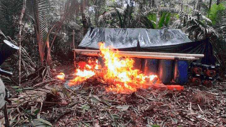 Domingo Hernández Lárez indicó: FANB destruye campamento minero en el Estado Amazonas