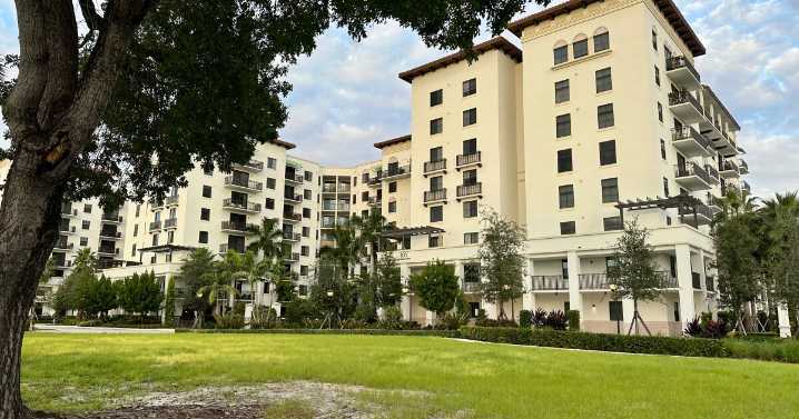 Boca Raton city leaders push back new plans for Camino Square