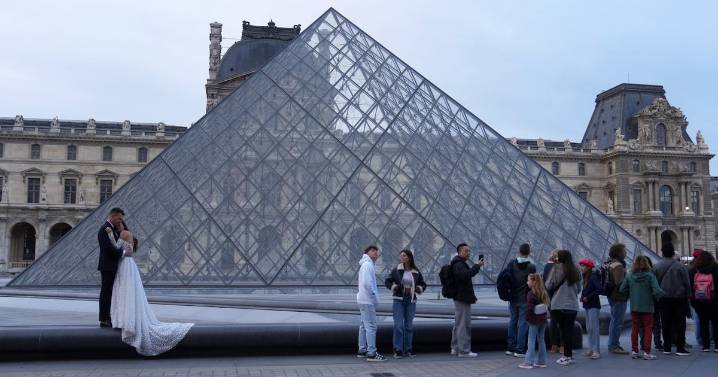 Louvre robbery: Suspects arrested over theft of crown jewels