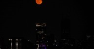 Cómo la Luna puede influir en los cambios de humor y el sueño de pacientes bipolares