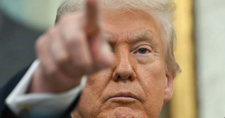 Trump autoriza operaciones de la CIA en Venezuela y analiza ataques terrestres contra cárteles