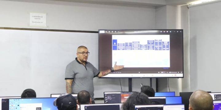 Medellín abrió más de 6.000 cupos para cursos de inglés gratuitos: así puede participar