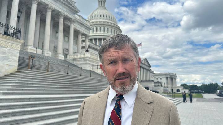 Trump supports Ed Gallrein to challenge Thomas Massie