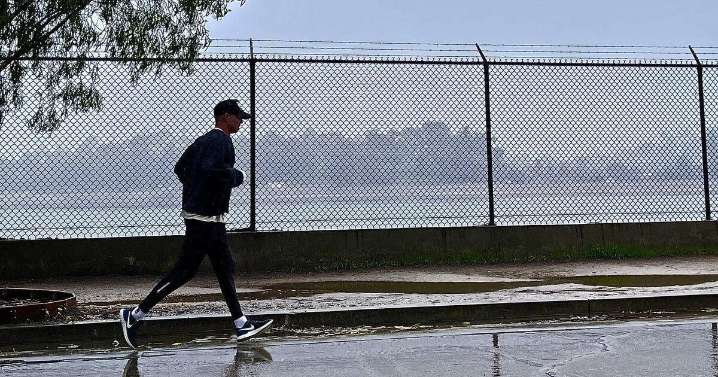 Heavy rain falls across Southland; evacuation orders issued for Palisades