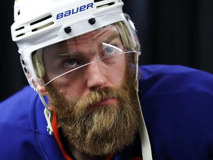 Edmonton Oilers extend defenceman Mattias Ekholm three years