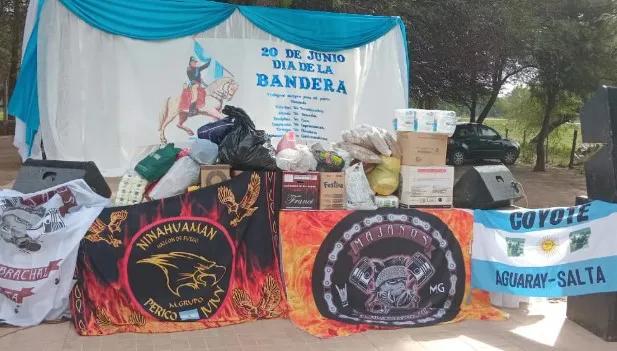 Motoqueros solidarios recaudan útiles y juguetes para una escuela de El Quebrachal