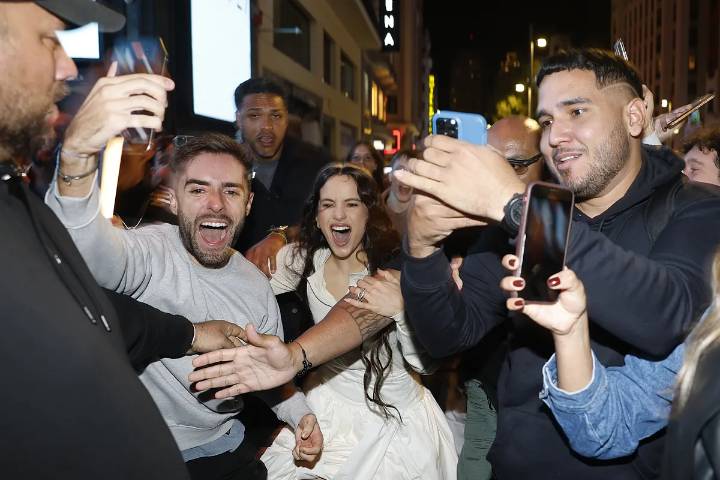 Almeida afirma que el evento de Rosalía "puso en peligro la integridad física de las personas"