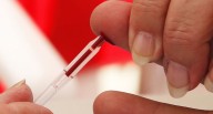 Maldivas, el primer país del mundo en eliminar VIH, sífilis y hepatitis B de madre a hijo