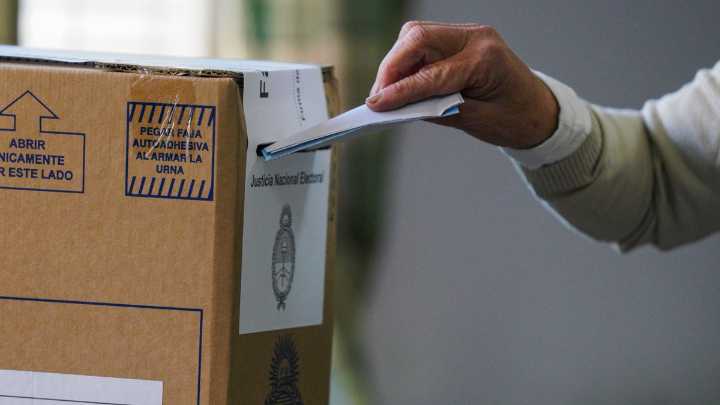Elecciones legislativas: hasta el mediodía ya había votado el 27 % del padrón en Santa Fe