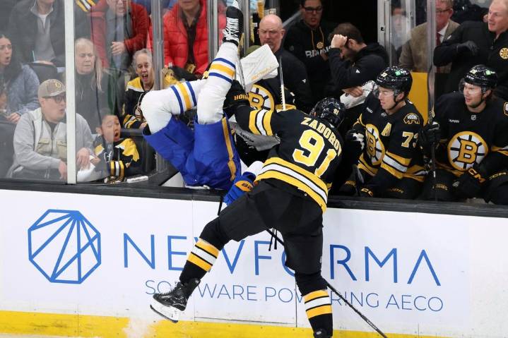 Swayman makes 22 saves, Bruins beat Sabres 3