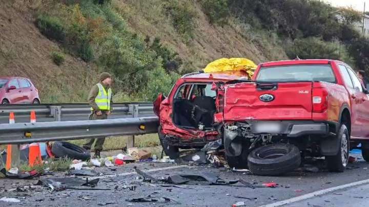 Se bajaron a ayudar en un choque previo y los atropelló un conductor ebrio: Lo que se sabe del fatal accidente en Villa Alemana