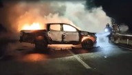 Ataque incendiario en Ruta 5 Sur dejó a conductor de camión herido y mujer baleada