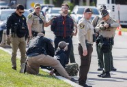 La Policía detiene a manifestantes en Illinois, previo a la movilización "No Kings"