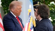 Por qué la intervención de Washington para defender al peso no logra disipar la desconfianza