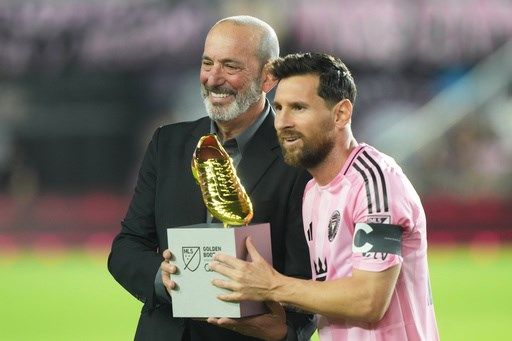 Messi gets trophy, then has two goals to lift Inter Miami past Nashville 3