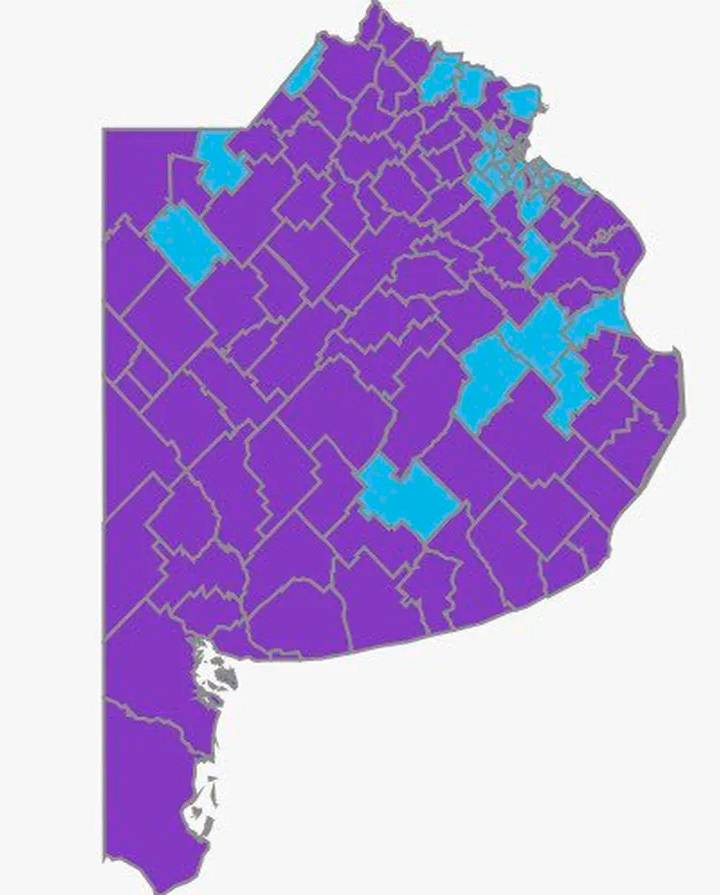 El mapa, pintado de violeta: LLA ganó en 99 de los 135 distritos bonaerenses