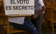 Corte Constitucional aprueba votar por la reducción de asambleístas en referéndum de Noboa