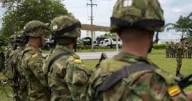 Un subintendente muerto y tres soldados heridos deja nuevo atentado de las disidencias en Antioquia
