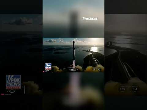 LIFT OFF: SpaceX launches the 11th test flight of Starship #shorts #spacex #rocketlaunch