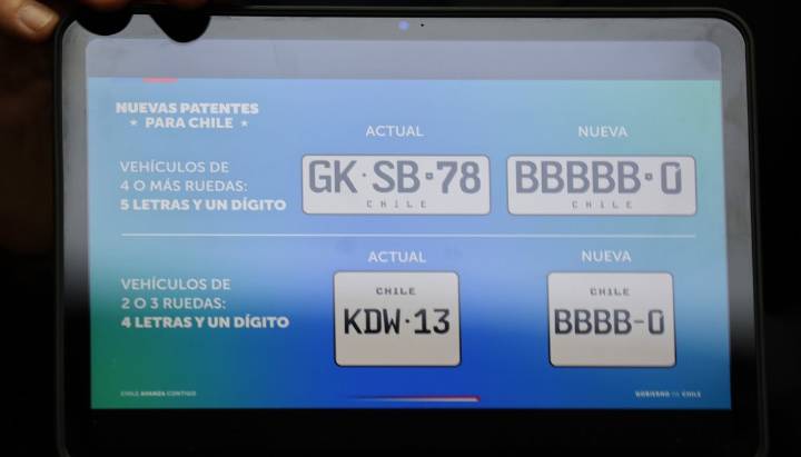 Adiós al formato actual: Patentes de autos estrenarán cinco letras