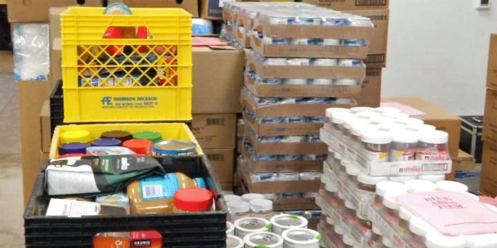 Gov. Reynolds announces support for food banks as SNAP benefits expire