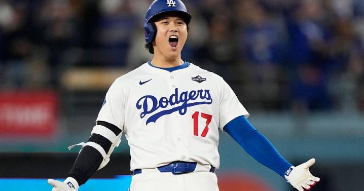 Another big Sho: Ohtani hits 2 homers, ties record with 4 extra