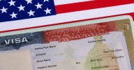 Asesinato de Charlie Kirk: EU revoca visas a seis extranjeros por burlas al atentado contra el activista; uno es mexicano