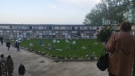 Un curioso parentesco en una esquela de A Coruña desata una oleada de comentarios en redes sociales: "Las flores que le habrá mandado"