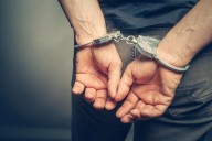Police arrest 5 absconders in Baramulla, Awantipora