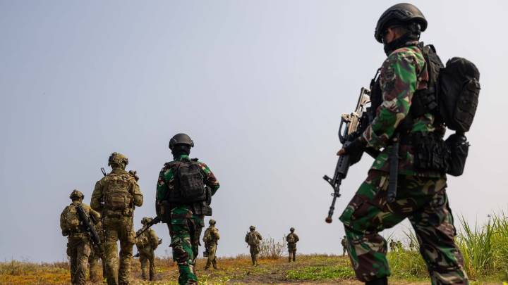 ADF pushing austerity measures to cover AUKUS costs despite Labor's claims of 'biggest' peacetime spending increase