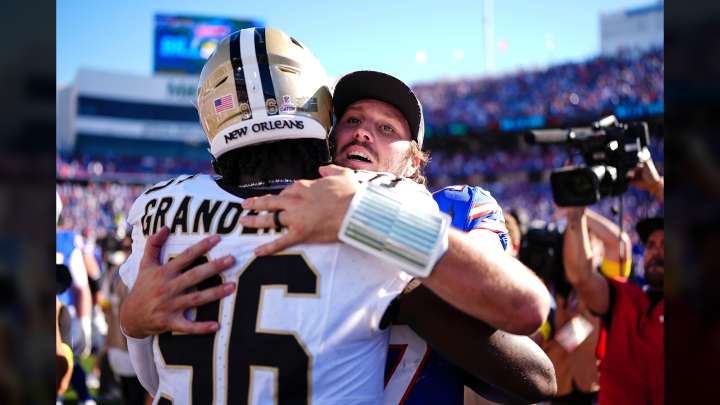 Pokes in the Pros: Allen and Granderson Battle in Week 4 Reunion