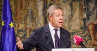Page reclama cinco pactos nacionales frente a un país «desvertebrado por el populismo»