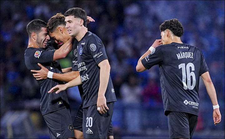 Cruz Azul: La Máquina impone su ley en casa; Orozco Chiquete y Ángel Sepúlveda firman el triunfo ante Rayados