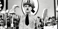 “El gran dictador”, la sátira de Chaplin contra el nazismo: las amenazas previas, la censura en Argentina y el interés de Hitler