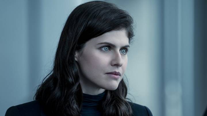 I'm So Here For Alexandra Daddario Rocking A White Corset And Big Sunglasses During Her Trip To Paris