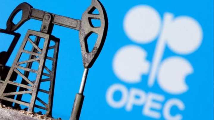 La OPEP+ decide aumentar su producción de petróleo en noviembre en 137.000 barriles