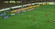 ¡Golazo DESCOMUNAL de Brunetta! Tigres le da la vuelta al Necaxa (VIDEO)