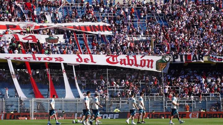El tremendo recibimiento de River y Racing por la Copa Argentina