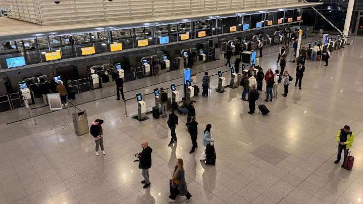 El aeropuerto de Múnich reabre tras su cierre temporal por el avistamientos de drones