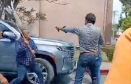 Captan a líder de la UNTA agrediendo a colaborador con trapeador