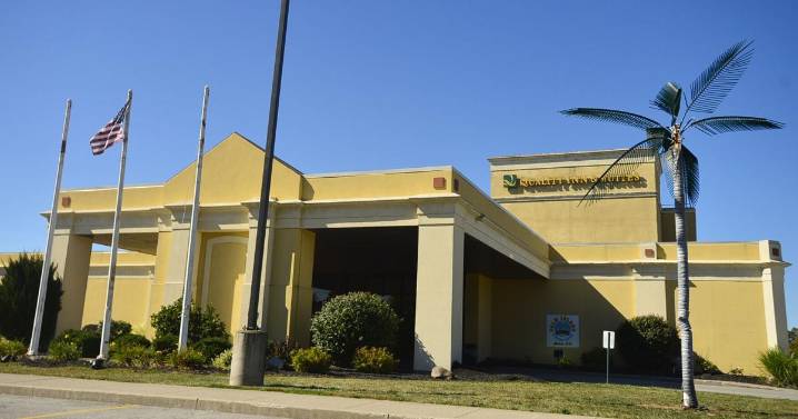 Hotel owner says dual brands, extended stay are vital to renovation of Park Road property