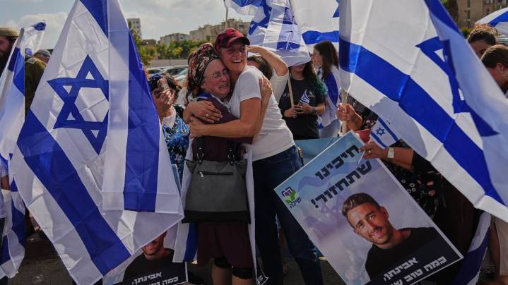 ‘A time of joy’ | Indianapolis Jewish community reacts after Israeli hostages freed