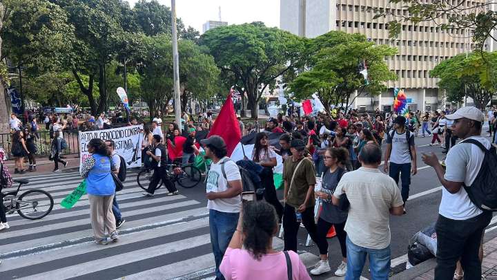 Manifestación a favor de Palestina causó bloqueos en el norte de Cali: Alcaldía entrega reporte